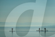 FEATURE - Stand-up Paddlers frühmorgens bei Edinburgh
