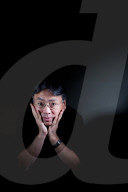 STUDIO - Kazuo Ishiguro