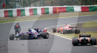 NEWS -  Formel 1 GP von Japan: Unfall von Carlos Sainz Jr.