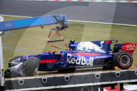 NEWS -  Formel 1 GP von Japan: Unfall von Carlos Sainz Jr.