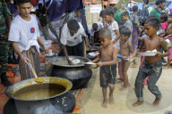 NEWS - Bangladesch: FlÃ¼chtlingslager der Rohingyas