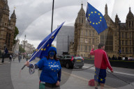 NEWS - Anti-Brexit Protest vor der Westminster Abbey