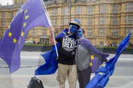 NEWS - Anti-Brexit Protest vor der Westminster Abbey