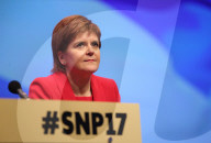 NEWS - Schottland legt Unabhängigkeitsreferendum auf Eis