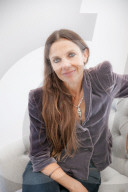 PORTRAIT - Justine Bateman