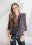 PORTRAIT - Justine Bateman
