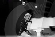 PORTRAIT - Elton John (1983)