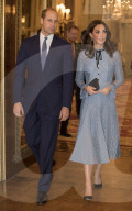 PEOPLE - Kate Herzogin von Cambridge 'zeigt' den Babybauch