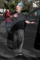 EXKLUSIV - Harvey Weinstein in LA unterwegs