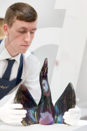 NEWS - 'Art for Grenfell' bei Sotheby's in London