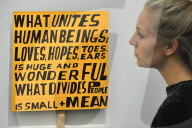 NEWS - 'Art for Grenfell' bei Sotheby's in London