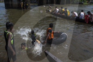 FEATURE - Indien: Schlangenboot Rennen in Kerala