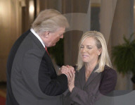 NEWS - Trump ernennt Kirstjen Nielsen zur Heimatschutzministerin