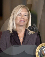 NEWS - Trump ernennt Kirstjen Nielsen zur Heimatschutzministerin