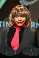 PEOPLE - Tina Turner beim Photocall zu "Tina the Musical" in London