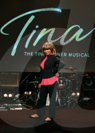 PEOPLE - Tina Turner beim Photocall zu "Tina the Musical" in London