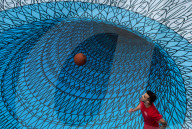 FEATURE - Täuschende 3D Kunst am Boden