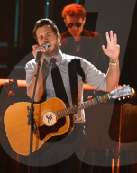 PEOPLE -  Promis an den CMT Artists of the Year in Nashville
