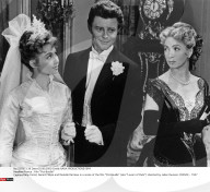 PEOPLE - Schauspielerin Danielle Darrieux im Alter von 100 Jahren gestorben