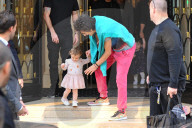 PEOPLE - Die Rolling Stones mit Familie in Paris