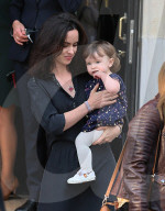 PEOPLE - Die Rolling Stones mit Familie in Paris