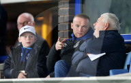 PEOPLE - Wayne Rooney schaut mit Sohn Kai und Schwiegerpapa den Match Everton : Lyon