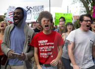 NEWS - Florida: Aufruhr nach Auftritt von Rechtsnationalist Richard Spencer in Gainesville