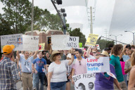 NEWS - Florida: Aufruhr nach Auftritt von Rechtsnationalist Richard Spencer in Gainesville