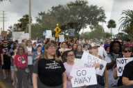 NEWS - Florida: Aufruhr nach Auftritt von Rechtsnationalist Richard Spencer in Gainesville