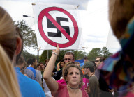 NEWS - Florida: Aufruhr nach Auftritt von Rechtsnationalist Richard Spencer in Gainesville