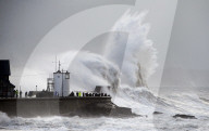 NEWS - Sturmtief "Brian" trifft auf Wales