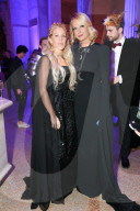 PEOPLE - Promis bei der MoMA All Halloween Gala in New York