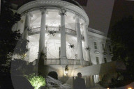 NEWS - Das Weisse Haus ist bereits für Halloween dekoriert