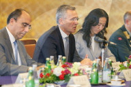 NEWS - NATO-Generalsekretär Jens Stoltenberg besucht Japan