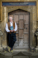 STUDIO - Philip Pullman