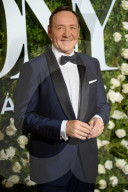 NEWS - Netflix setzt Serie "House of Cards" mit Kevin Spacey ab