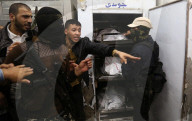 NEWS - Israels Armee sprengt Tunnel - acht Tote