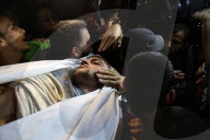 NEWS - Israels Armee sprengt Tunnel - acht Tote