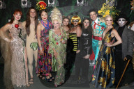 PEOPLE - Promis feiern bei der Bette Midler Hulaween Party in New York