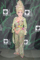 PEOPLE - Promis feiern bei der Bette Midler Hulaween Party in New York