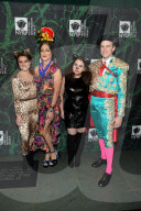 PEOPLE - Promis feiern bei der Bette Midler Hulaween Party in New York