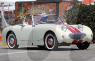 EXKLUSIV - Caitlyn Jenner und Spohia Hutchins erkunden Malibu im Oldtimer