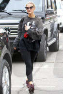 STYLING - Streetstyle: Stars mehr oder weniger modisch unterwegs