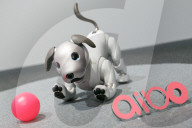 FEATURE - Sony präsentiert den neuen Roboterhund "Aibo"