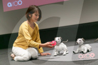 FEATURE - Sony präsentiert den neuen Roboterhund "Aibo"