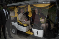 PEOPLE - Erleben so einiges: Camilla und Charles in Malaysia