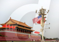 NEWS - China: Donald und Melania Trump treffen in Peking ein