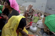 NEWS - Das Leiden der Rohingya: Hunderttausende auf der Flucht