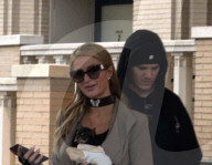 EXKLUSIV - Paris Hilton mit Chris und ihrem Hündli auf Shoppingtour