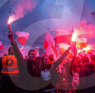 NEWS - Polen: Zehntausende Nationalisten marschieren durch Warschau